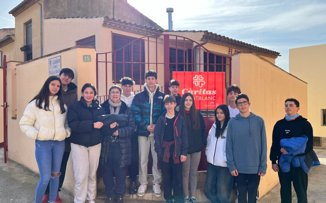L’institut Martí l’Humà ha realitzat novament activitats de servei comunitari amb Càritas Parroquial de Montblanc