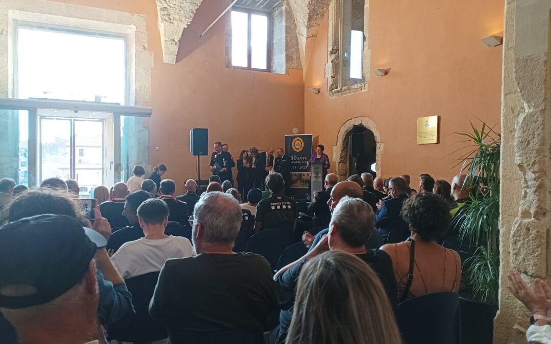 Càritas Torredembarra rep un reconeixement a la Festa Patronal de la Policia Local 2024