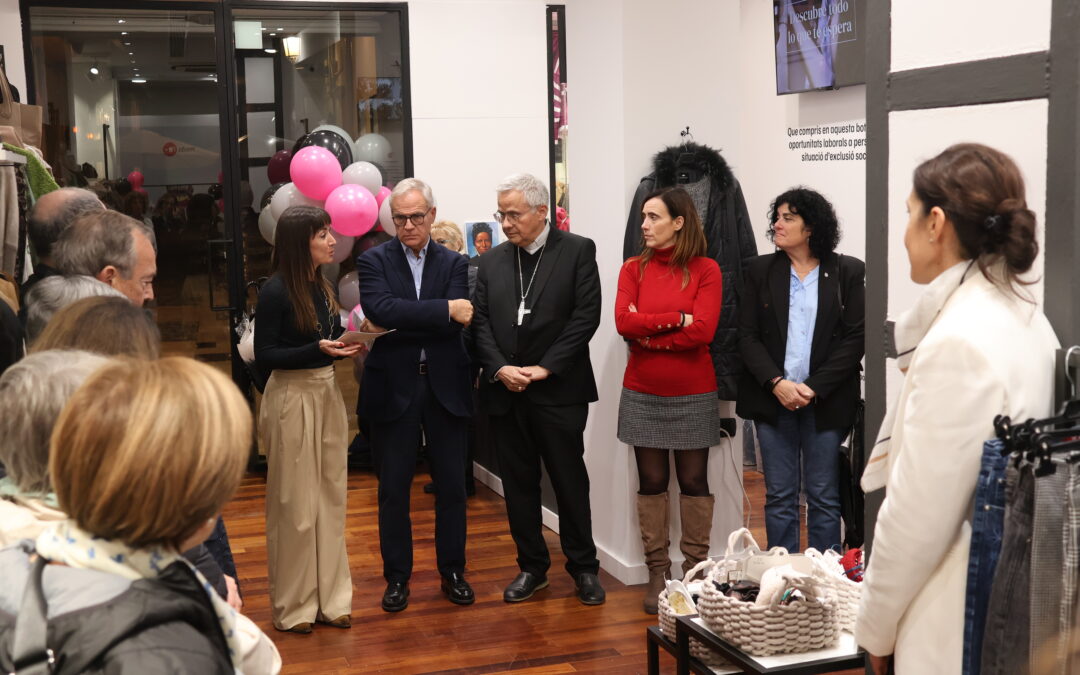 Arada Empresa d’Inserció Càritas Diocesana de Tarragona inaugura la seva primera botiga Moda re- a Reus