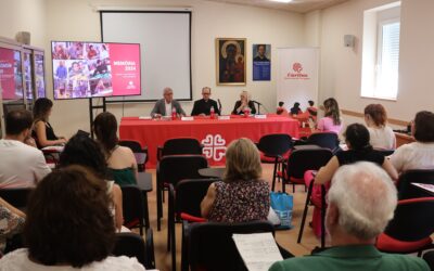 Una de cada dues persones ateses per Càritas viu en situació d’inestabilitat habitacional i pobresa laboral